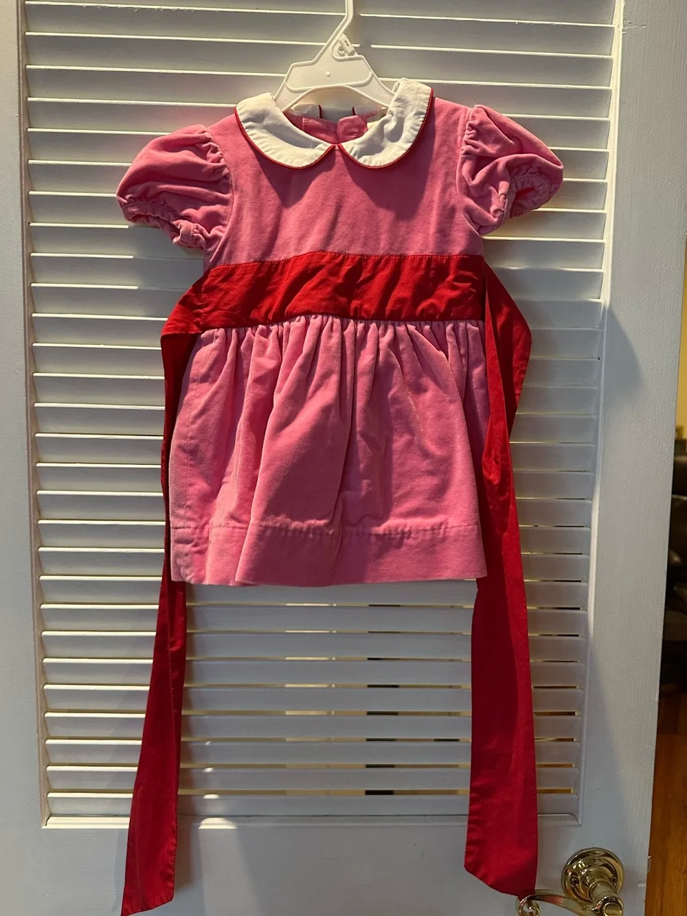 Beaufort Bonnet Co. Cindy Lou Sash Dress Velveteen Pink/Red